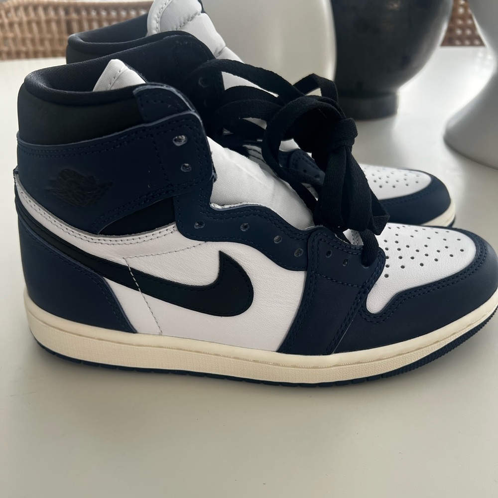 Air Jordan 1